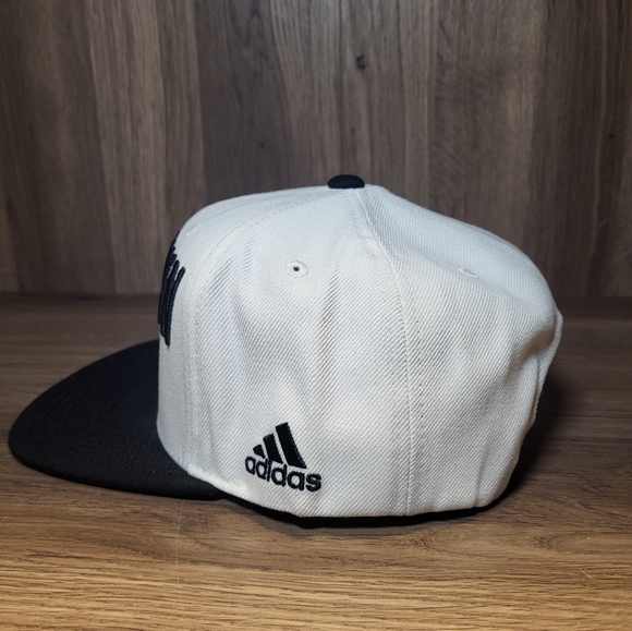 Adidas Brooklyn Nets On Court NBA Snapback Adjustable Hat White Black - Picture 4 of 7